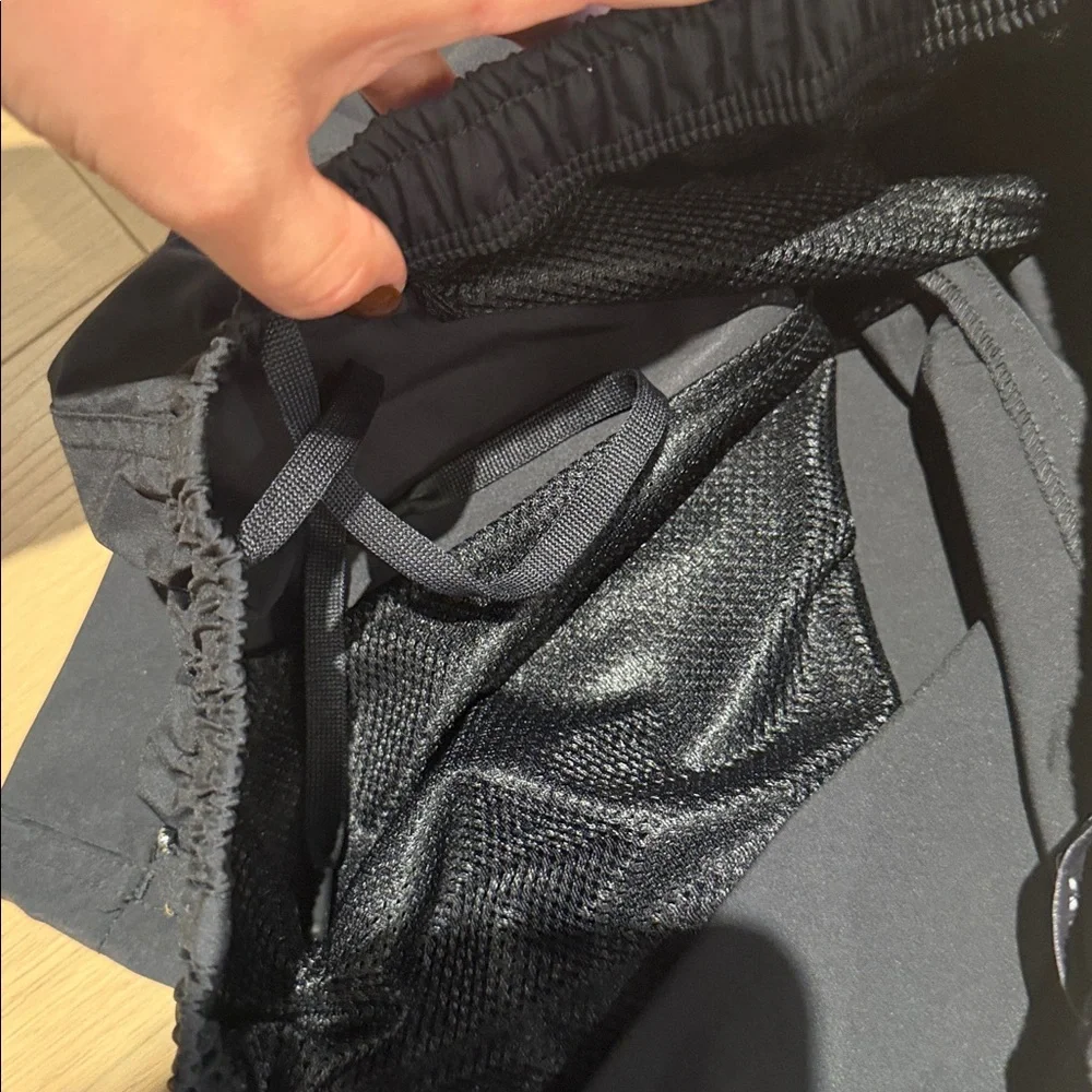 NWT Purple Brand‎ Holographic Swim Shorts size medium In